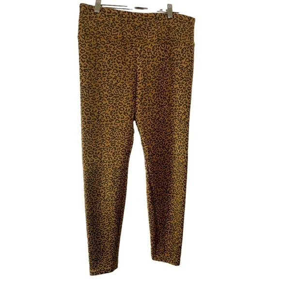 CARMEN MARC VALVO - Vegan Leather Cheetah Print Leggings Women's Medium - Picture 1 of 5